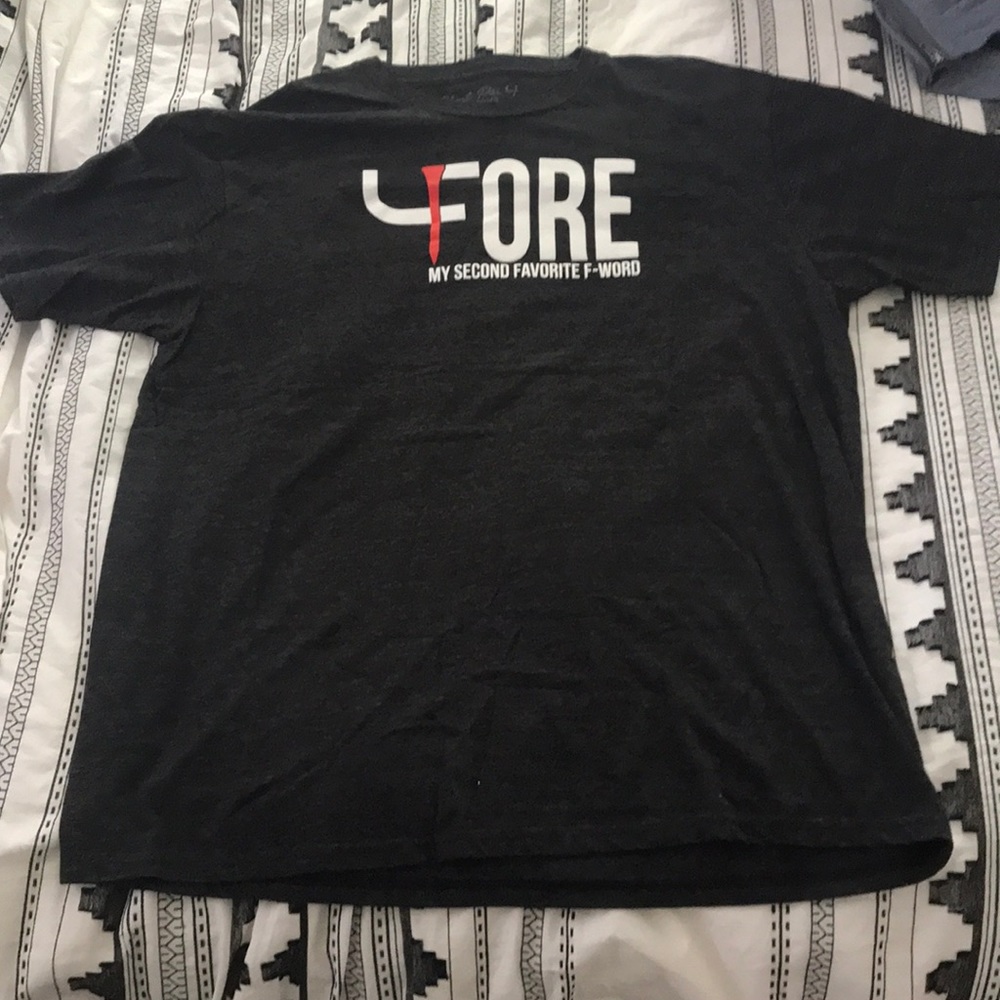 Short Par 4 “4ore” Tee